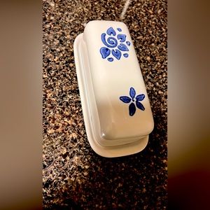 Pfalzagraft Yorktowne Ceramic Butter Dish decorated with flowers in cobalt blue.